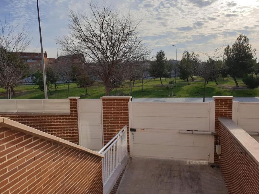 Chalet Ifema 5 Habitaciones 4 Banos, Parking Free Madrid Exterior foto